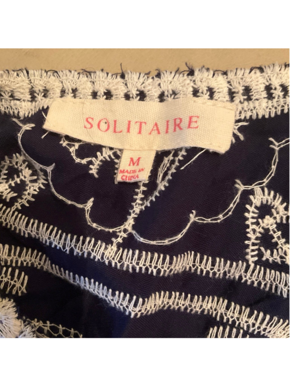 Solitaire Navy Embroidered Boho Peasant Blouse Floral Puff Sleeve Medium - Picture 6 of 7
